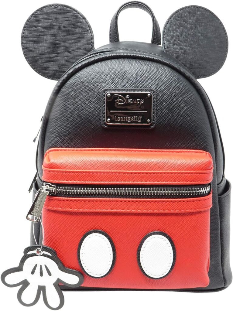 Park day outfit - backpack